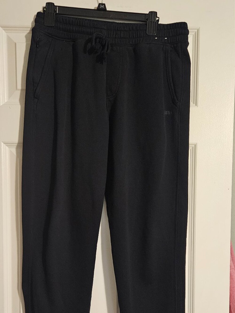 Hollister Men's Relaxed Jogger Sweatpants Black Medium Tall Zip Pocket